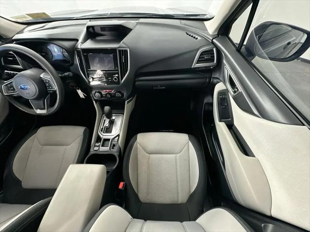 2023 Subaru Forester Base