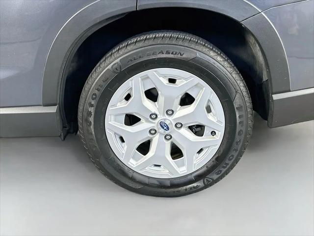 2023 Subaru Forester Base