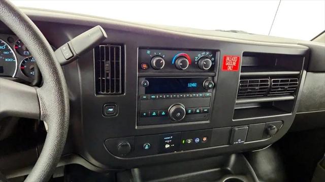 2025 GMC Savana Cargo RWD 3500 Extended Wheelbase Work Van