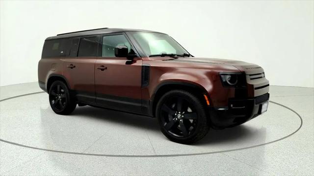 2024 Land Rover Defender 130 P400 X-Dynamic SE