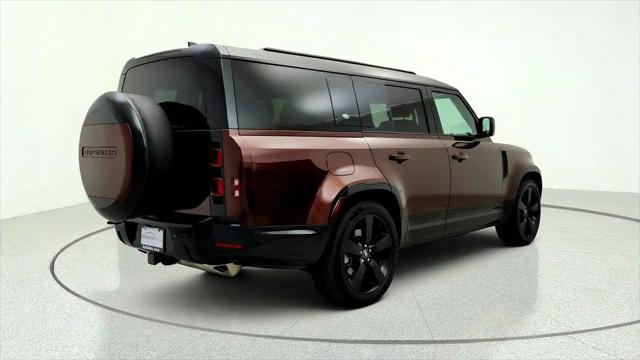2024 Land Rover Defender 130 P400 X-Dynamic SE