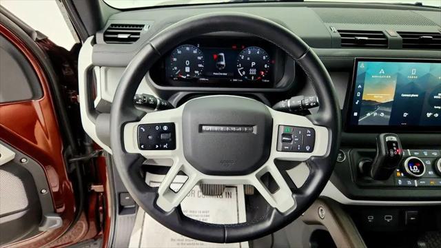 2024 Land Rover Defender 130 P400 X-Dynamic SE