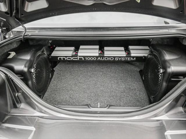 2003 Ford Mustang Mach 1