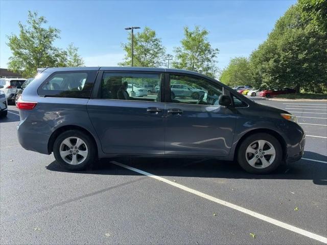 2017 Toyota Sienna L 7 Passenger