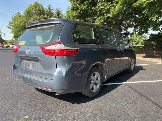 2017 Toyota Sienna L 7 Passenger