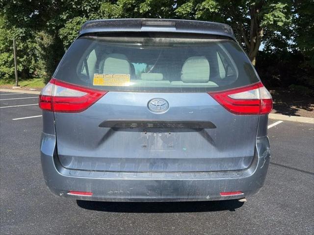 2017 Toyota Sienna L 7 Passenger
