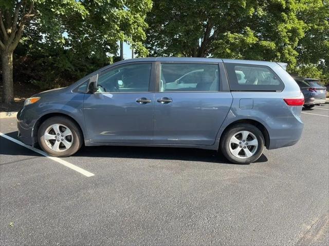 2017 Toyota Sienna L 7 Passenger