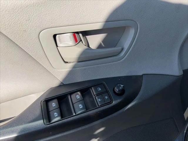 2017 Toyota Sienna L 7 Passenger