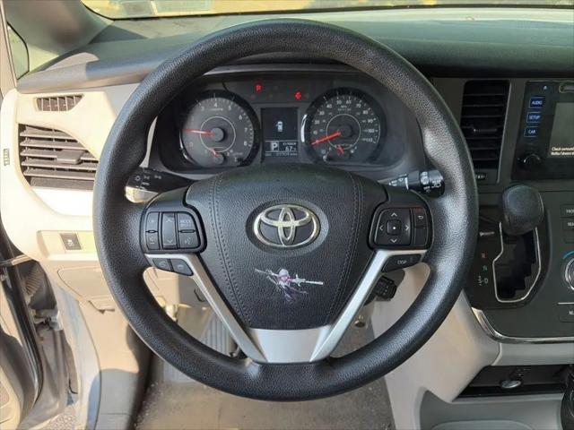 2017 Toyota Sienna L 7 Passenger