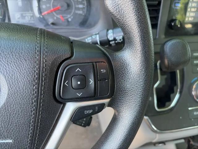 2017 Toyota Sienna L 7 Passenger