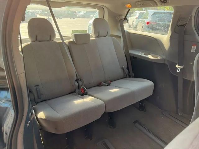 2017 Toyota Sienna L 7 Passenger