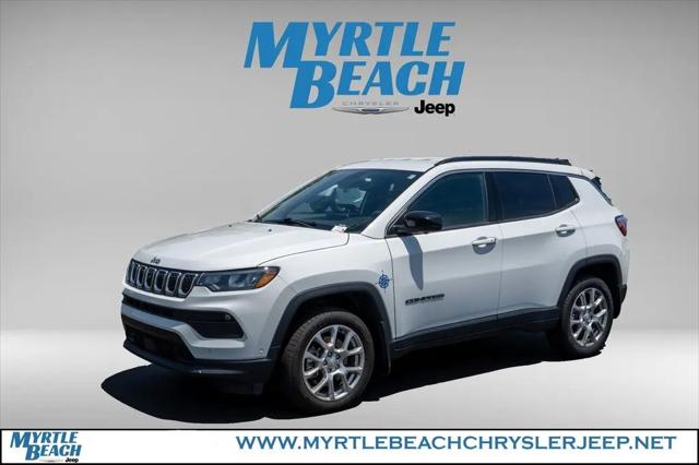 2023 Jeep Compass Latitude Lux FWD