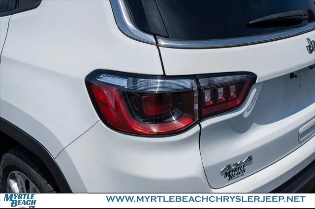 2023 Jeep Compass Latitude Lux FWD
