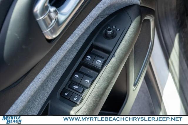 2023 Jeep Compass Latitude Lux FWD