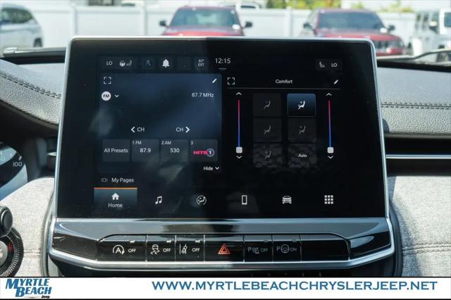 2023 Jeep Compass Latitude Lux FWD