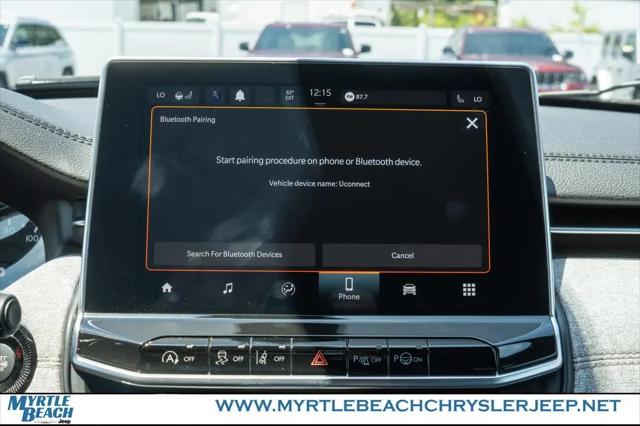2023 Jeep Compass Latitude Lux FWD