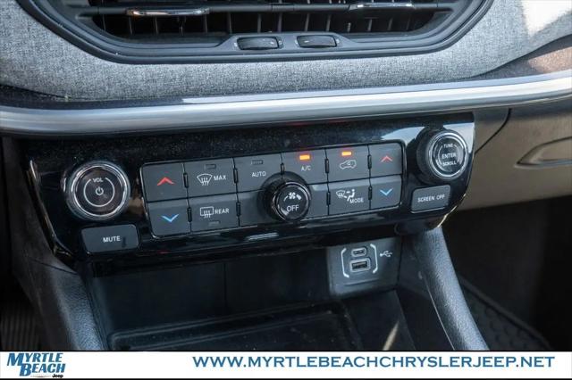 2023 Jeep Compass Latitude Lux FWD