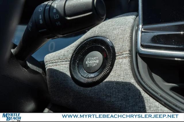 2023 Jeep Compass Latitude Lux FWD
