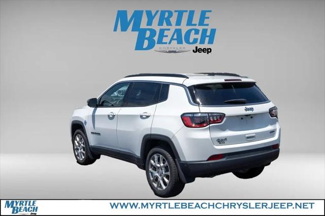 2023 Jeep Compass Latitude Lux FWD
