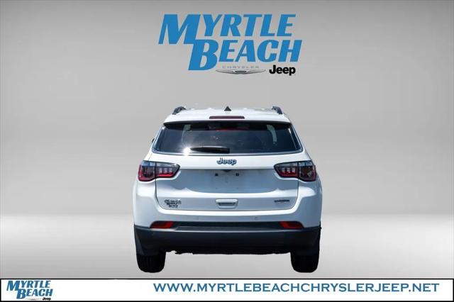 2023 Jeep Compass Latitude Lux FWD