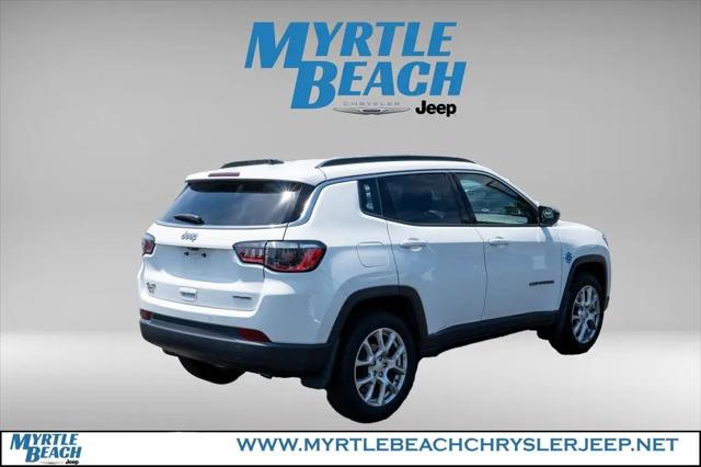 2023 Jeep Compass Latitude Lux FWD