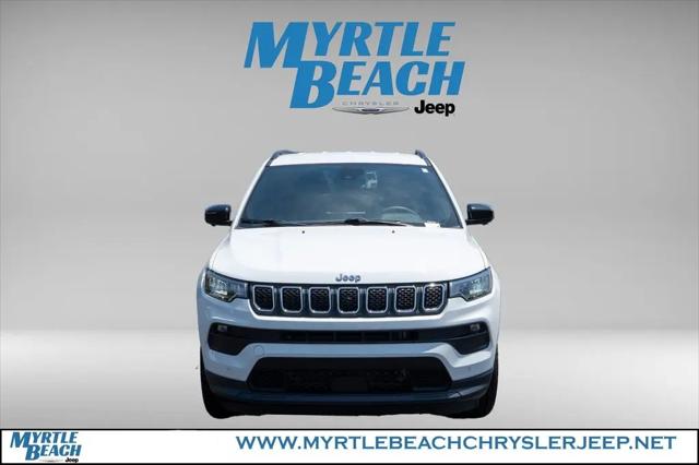 2023 Jeep Compass Latitude Lux FWD