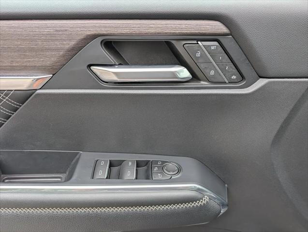 2024 GMC Acadia FWD Denali