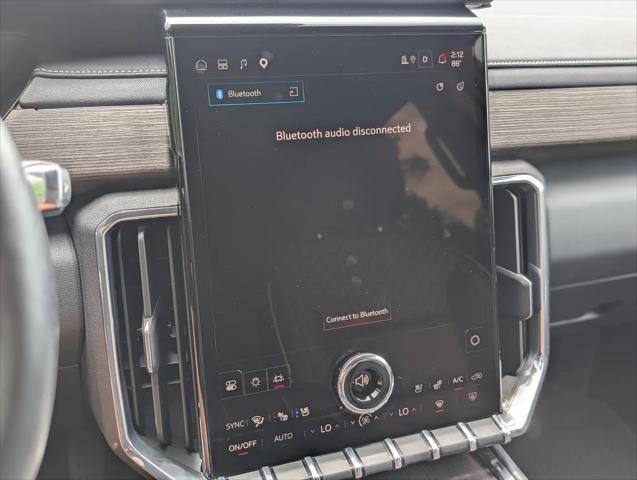 2024 GMC Acadia FWD Denali