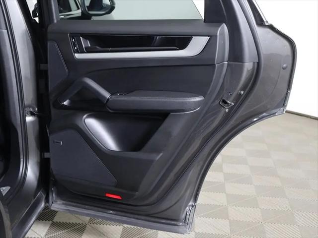 2024 Porsche Cayenne Cayenne