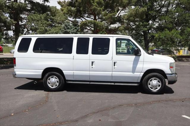 2012 Ford E-350 Super Duty XL