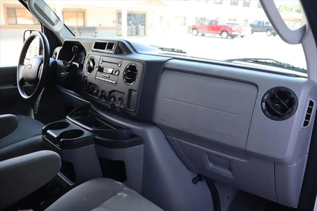 2012 Ford E-350 Super Duty XL
