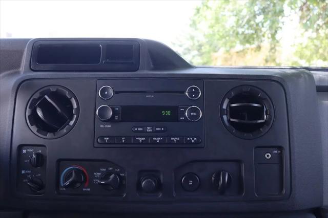 2012 Ford E-350 Super Duty XL