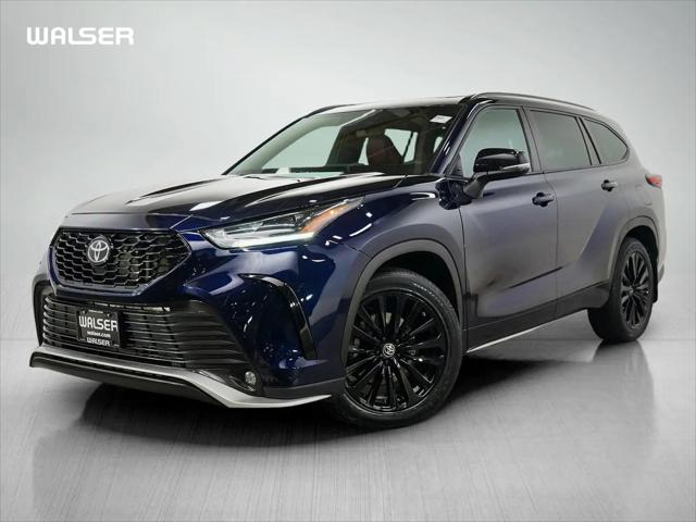 2023 Toyota Highlander XSE for sale in Burnsville, MN