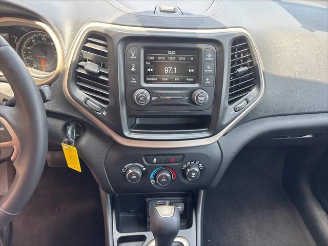 2016 Jeep Cherokee Altitude