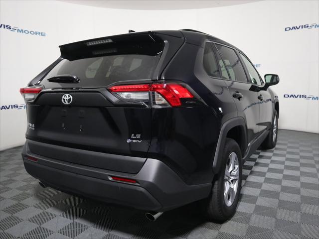 2025 Toyota RAV4 Hybrid LE