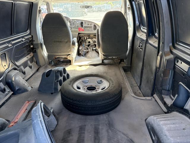 2006 Ford E-150 Unknown