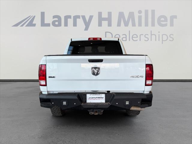 2022 Ram 1500 Classic SLT Crew Cab 4x4 5'7" Box