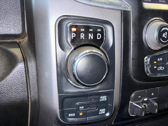 2022 Ram 1500 Classic SLT Crew Cab 4x4 5'7" Box