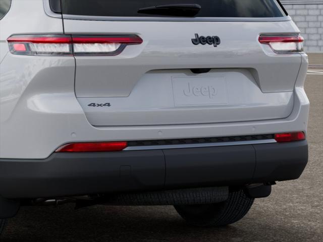 2026 Jeep Grand Cherokee L Altitude 4x4