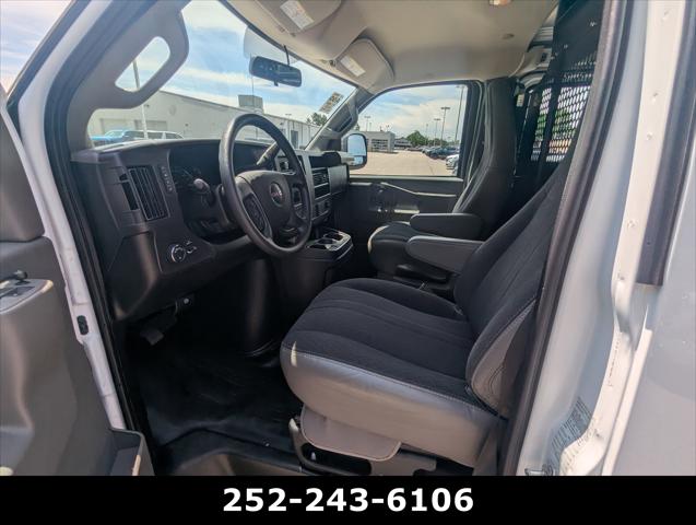 2025 GMC Savana Cargo RWD 2500 Regular Wheelbase Work Van