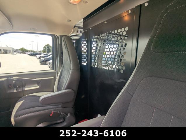 2025 GMC Savana Cargo RWD 2500 Regular Wheelbase Work Van