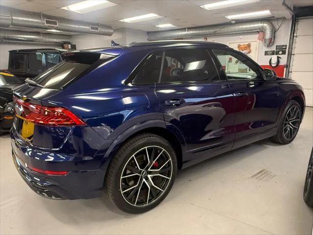 2022 Audi Q8 Prestige 55 TFSI quattro Tiptronic