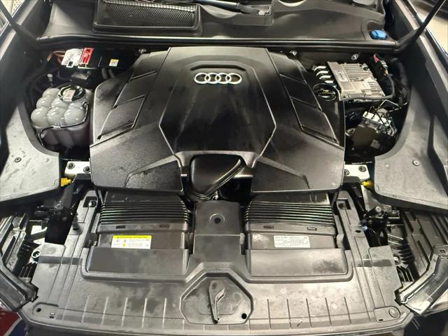 2022 Audi Q8 Prestige 55 TFSI quattro Tiptronic