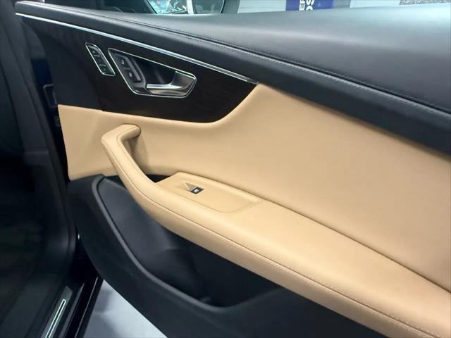 2022 Audi Q8 Prestige 55 TFSI quattro Tiptronic