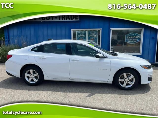 2021 Chevrolet Malibu FWD 1FL for sale in Smithville, MO