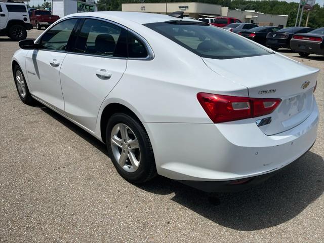 2021 Chevrolet Malibu FWD 1FL