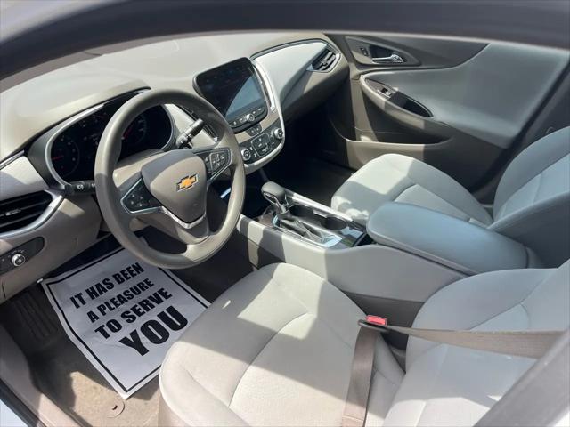 2021 Chevrolet Malibu FWD 1FL