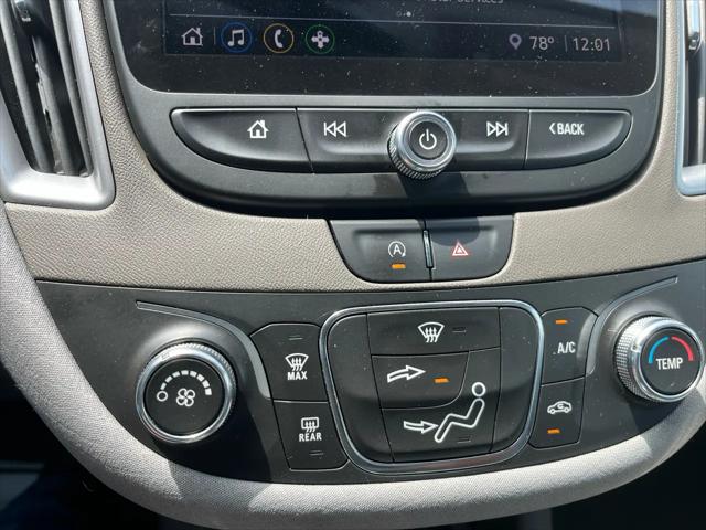 2021 Chevrolet Malibu FWD 1FL