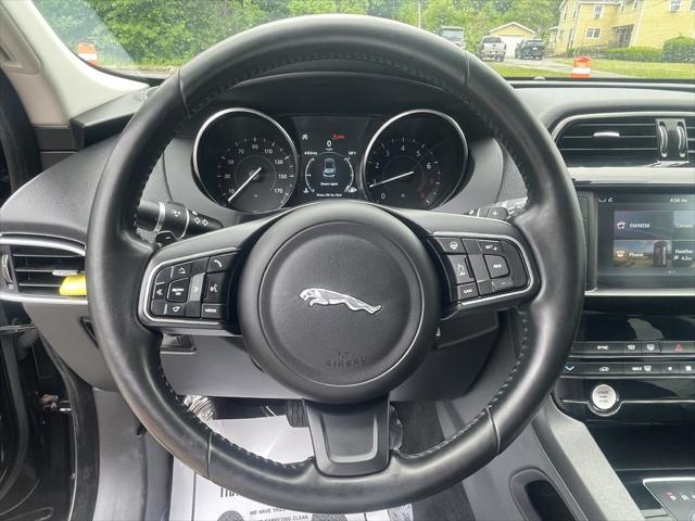 2018 Jaguar F-PACE 30t Premium