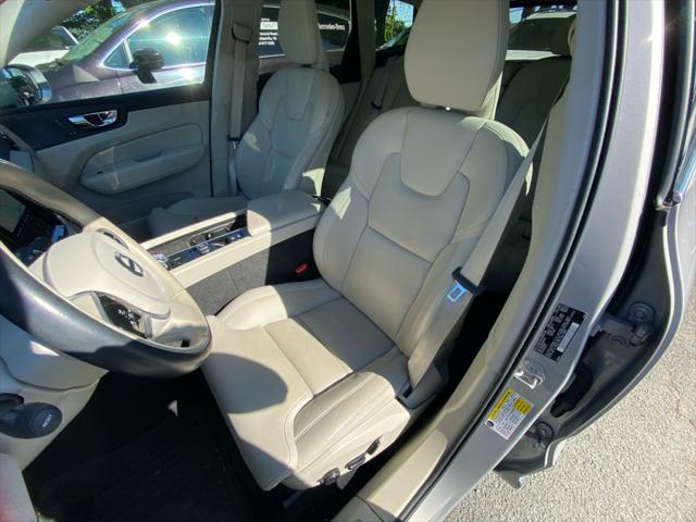 2022 Volvo XC60 B5 Inscription